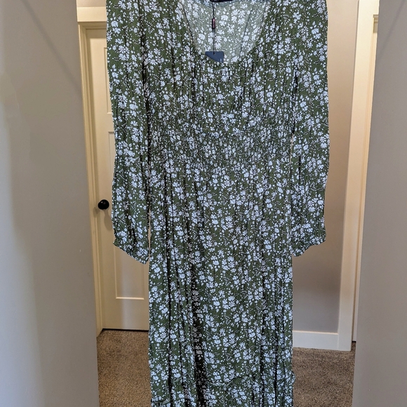 LOT of 4 floral wrap dresses, sized XL - Picture 13 of 16